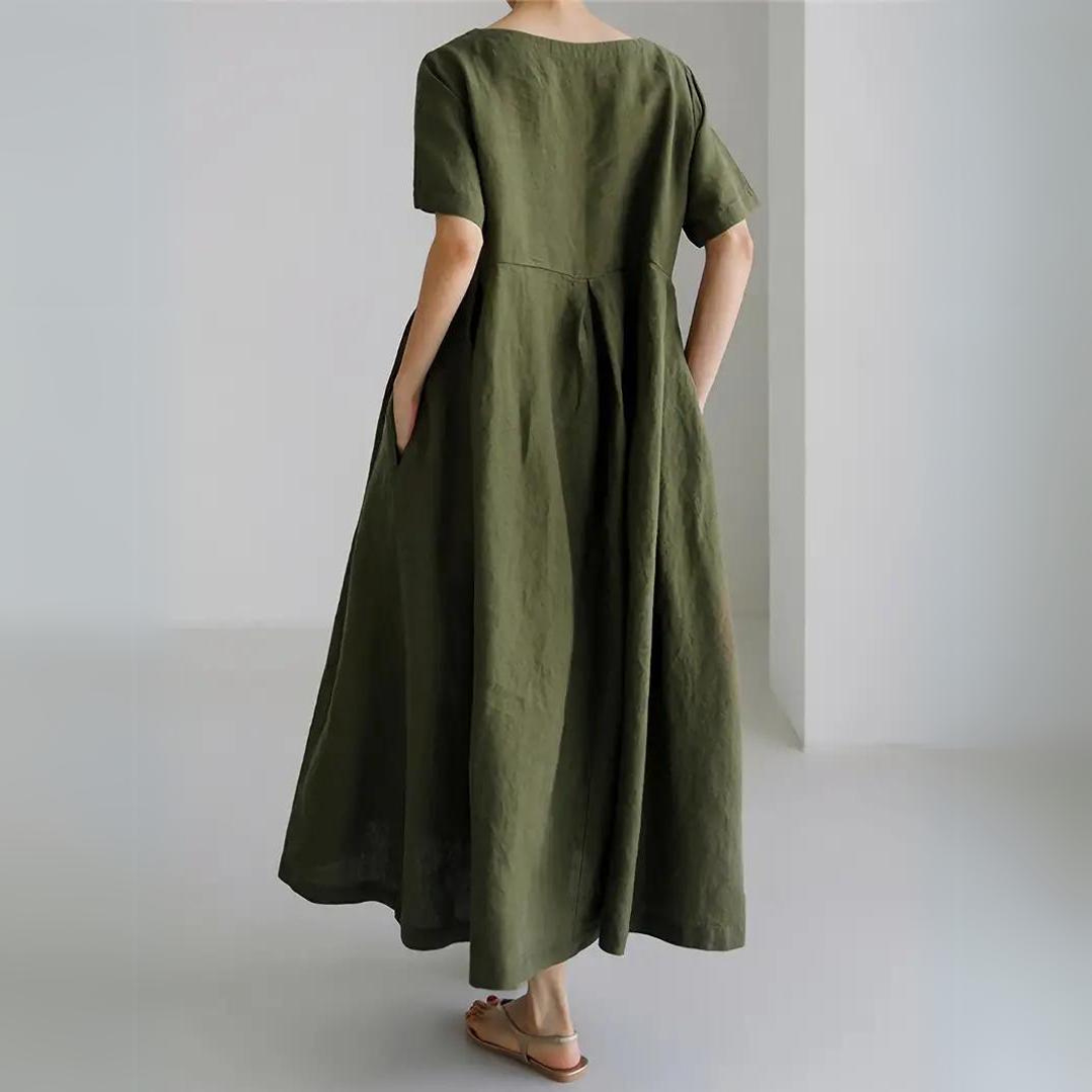 Aspen - Relaxed Crew Neck Dress