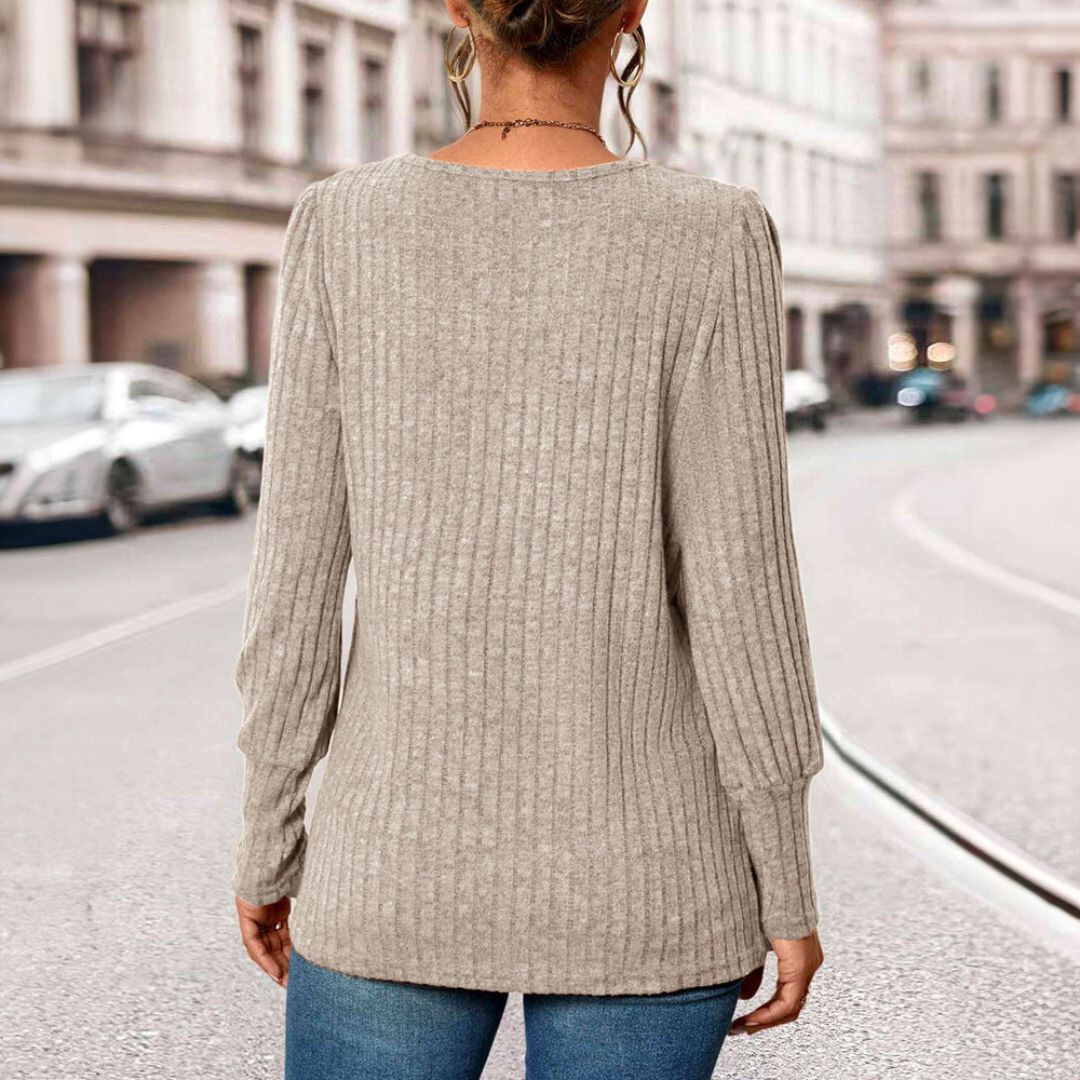 Sara - Squared Collar Sweater