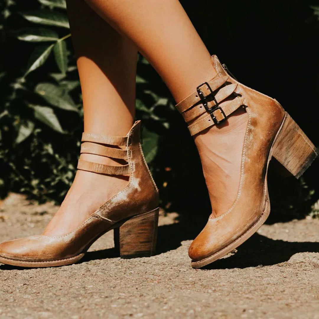 Amor | Vintage Heels