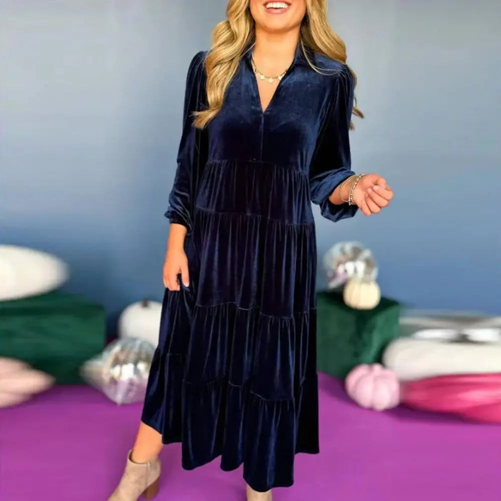 Lux - Vintage Long Sleeve Velvet Dress