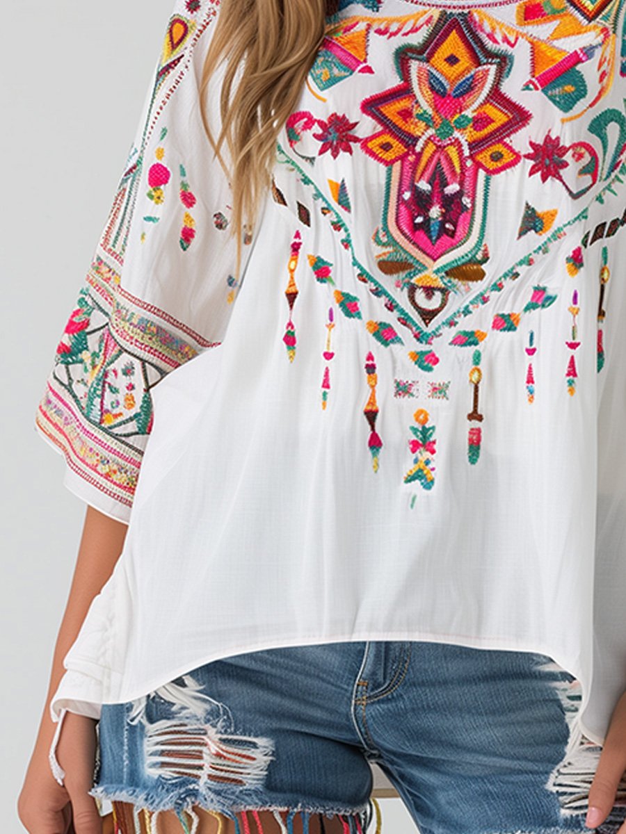 Embroidered Crew Neck Everyday Mid-length Sleeve Top