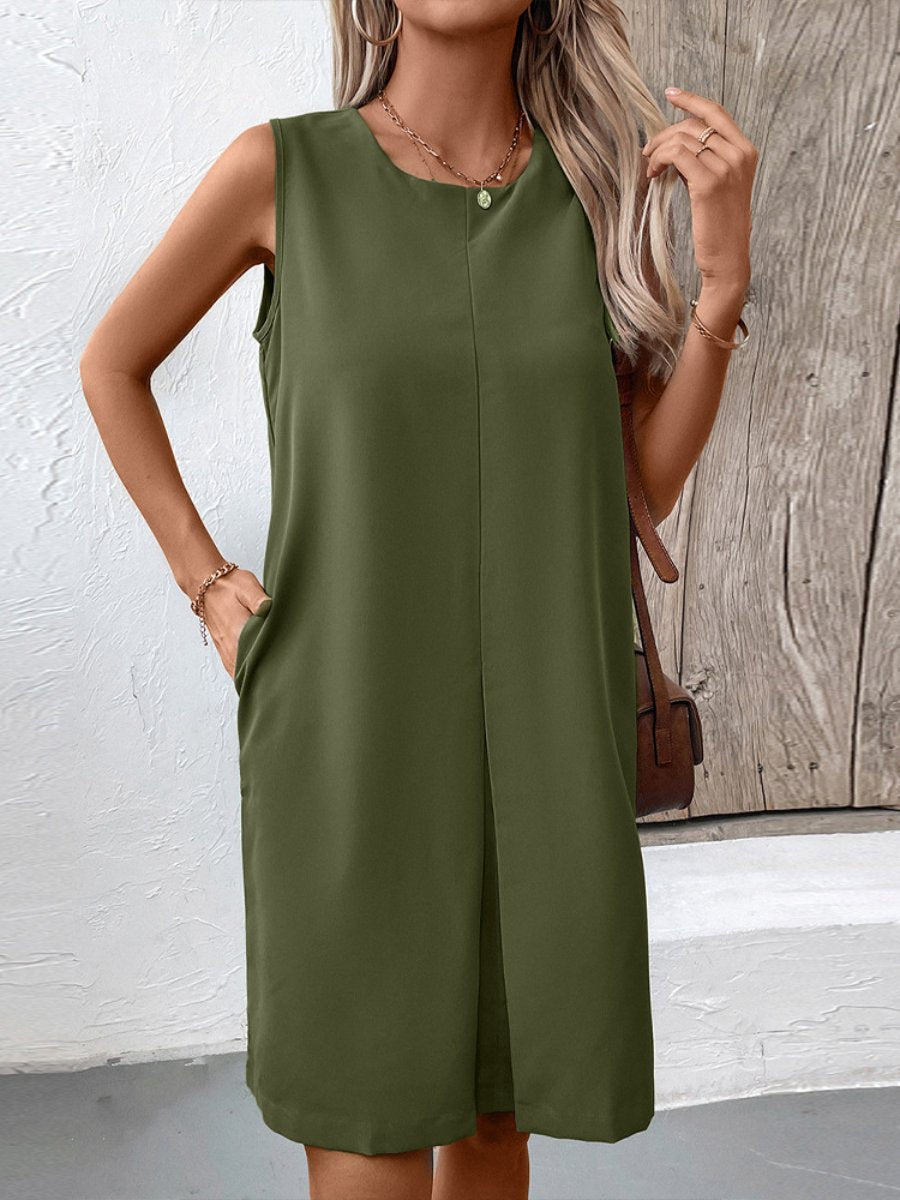 Basic Solid Color Sleeveless Pockets Shift Dress